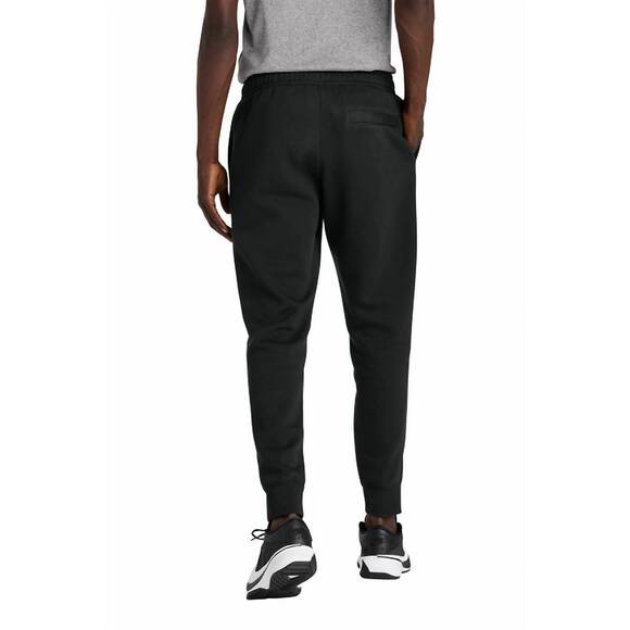 NEW NIKE club fleece jogger in black - Picture 2 of 3